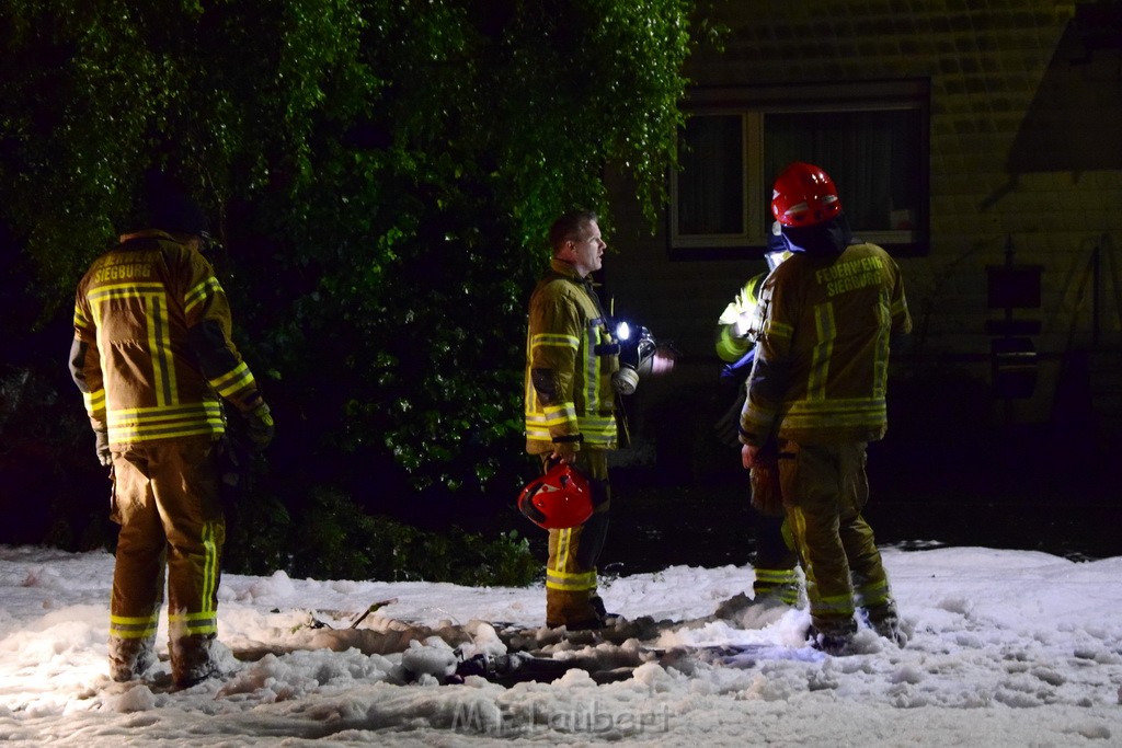 Grossfeuer Einfamilienhaus Siegburg Muehlengrabenstr P0654.JPG - Miklos Laubert